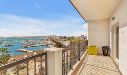 Revente - Apartment - Torrevieja - Paseo maritimo
