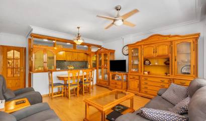 Revente - Apartment - Torrevieja - Paseo maritimo