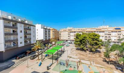 Revente - Apartment - Torrevieja - Playa de los locos