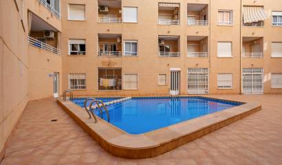 Revente - Apartment - Torrevieja - Playa de los locos
