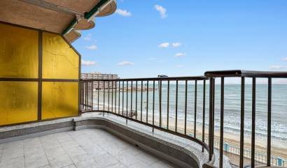 Revente - Apartment - Torrevieja - Playa de los Locos