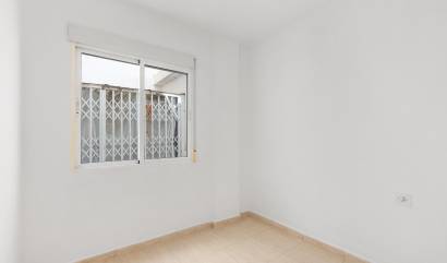 Revente - Apartment - Torrevieja - Puerto Deportivo