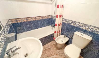 Revente - Apartment - Villamartin