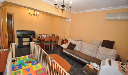 Revente - Apartment - Villena