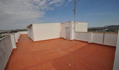 Revente - Apartment - Villena