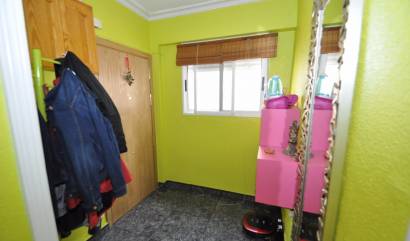 Revente - Apartment - Villena