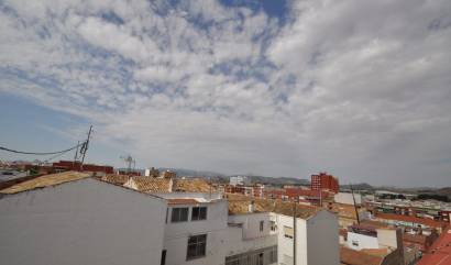 Revente - Apartment - Villena