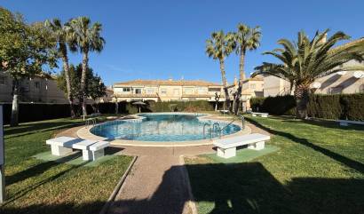 Revente - Bungalow - Torrevieja - Aguas Nuevas