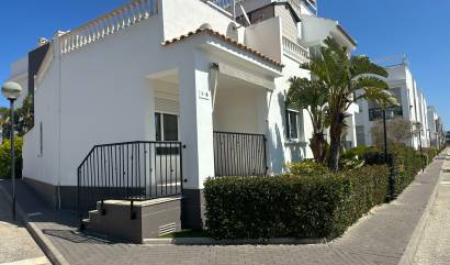 Revente - Bungalow - Torrevieja - Aguas Nuevas