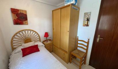 Revente - Bungalow - Torrevieja - Playa de los Naufragos