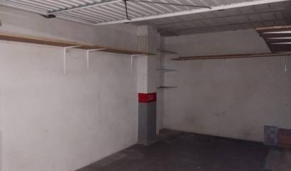 Revente - Commercial - Torrevieja - Estacion de autobuses