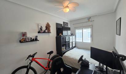 Revente -  - Los Montesinos *