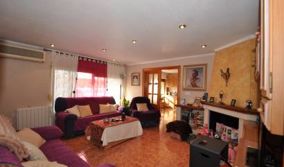 Revente - Maison de ville - Pinoso