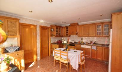 Revente - Maison de ville - Pinoso