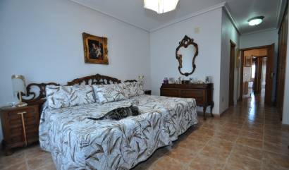 Revente - Maison de ville - Pinoso