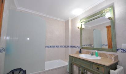 Revente - Maison de ville - Pinoso