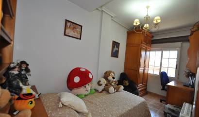 Revente - Maison de ville - Pinoso