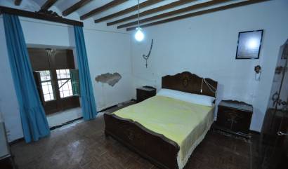 Revente - Maison de ville - Pinoso