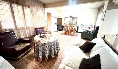 Revente - Maison de ville - Pinoso