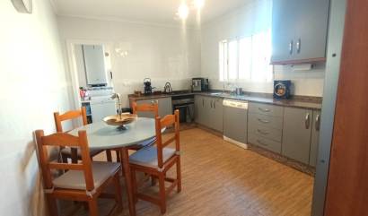 Revente - Villa - Avileses