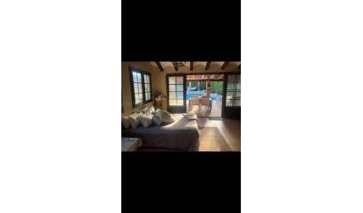 Revente - Villa - Elda