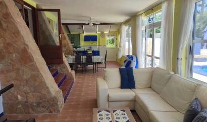 Revente - Villa - Gea y Truyols