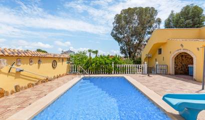 Revente - Villa - Jacarilla