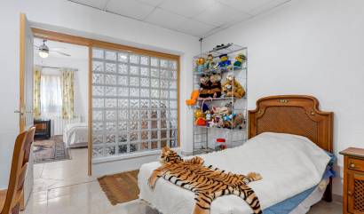 Revente - Villa - Jacarilla