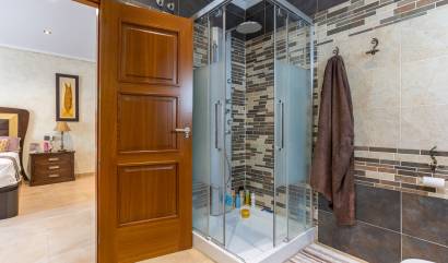 Revente - Villa - Los Montesinos - La Herrada