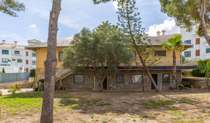 Revente - Villa - Orihuela Costa - Las Filipinas