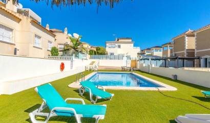 Revente - Villa - Orihuela Costa - Villamartín