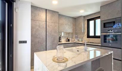 Revente - Villa - Orihuela Costa - Villamartín