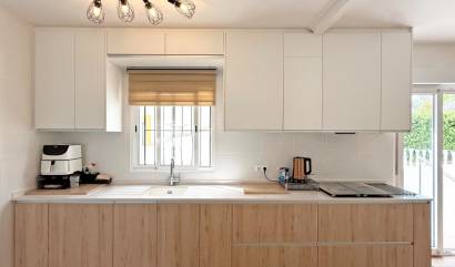 Revente - Villa - Orihuela Costa - Villamartín