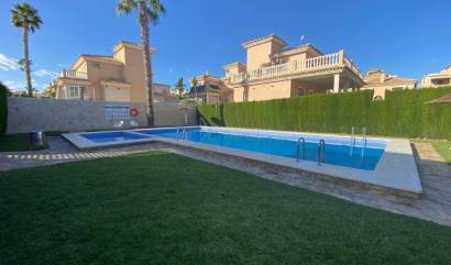 Revente - Villa - Orihuela Costa