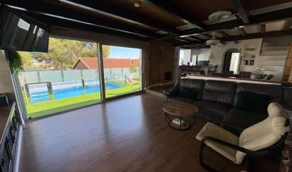 Revente - Villa - Orihuela Costa