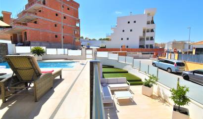 Revente - Villa - Orihuela Costa