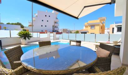 Revente - Villa - Orihuela Costa