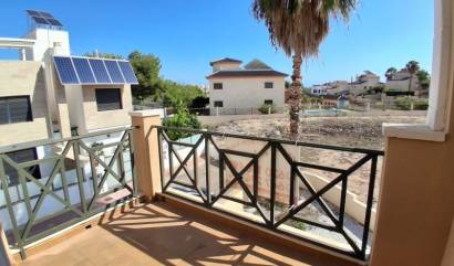 Revente - Villa - Orihuela