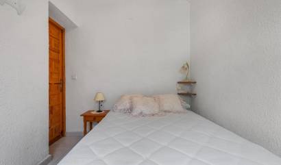 Revente - Villa - Torrevieja - El chaparral