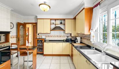 Revente - Villa - Torrevieja - La Mata