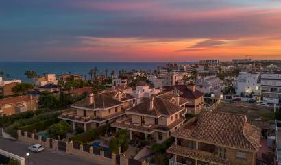 Revente - Villa - Torrevieja - La veleta