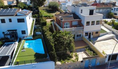 Revente - Villa - Torrevieja - Los balcones