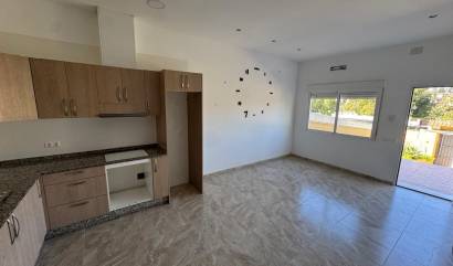 Revente - Villa - Torrevieja - Los balcones