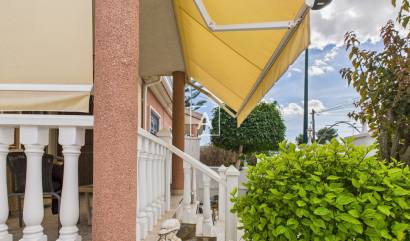 Sale - 2. Town house - Pinar de Campoverde