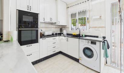 Sale - 2. Town house - Pinar de Campoverde