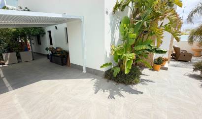 Sale - 4. House - Detached Villa - Los Montesinos - La Herrada
