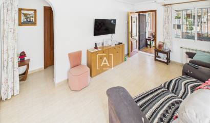 Sale - 4. House - Detached Villa - Pinar de Campoverde