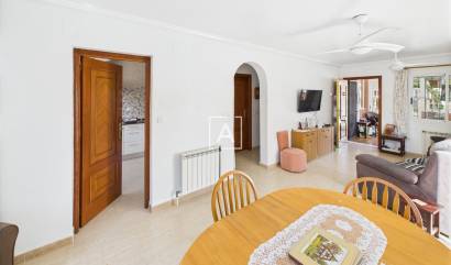 Sale - 4. House - Detached Villa - Pinar de Campoverde