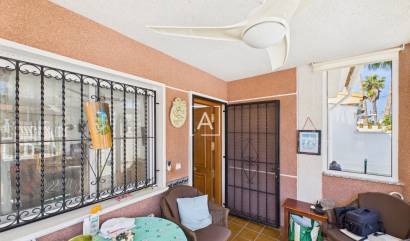 Sale - 4. House - Detached Villa - Pinar de Campoverde