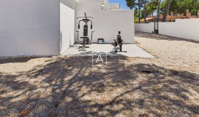 Sale - 4. House - Detached Villa - Pinar de Campoverde